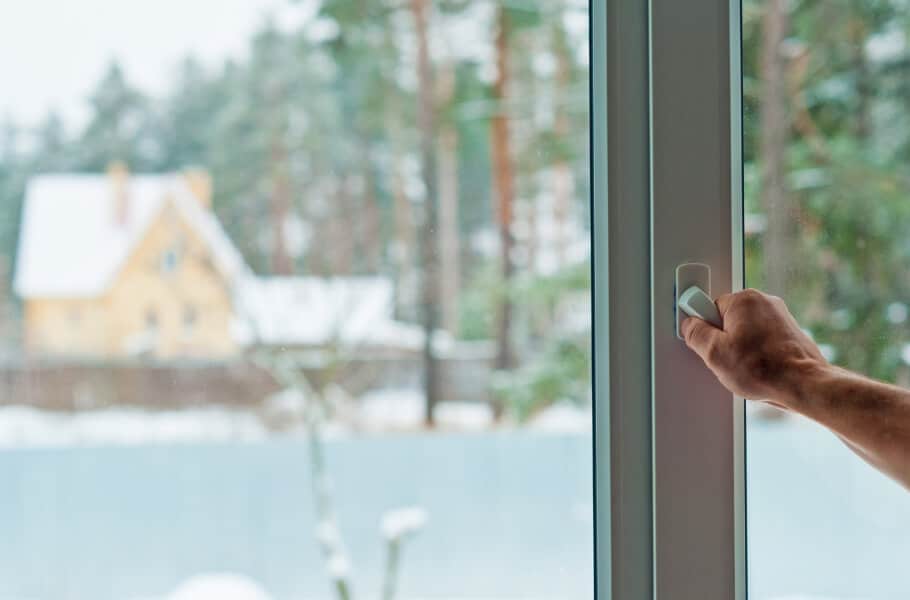 Best Ways to Prevent Indoor Air Pollution in Winter
